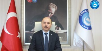 Devlete Değil de, Diyet Borcu Oldukları Yapılara Sadakat Gösteren Böylesi Bağnazlıklara Son Verilsin!