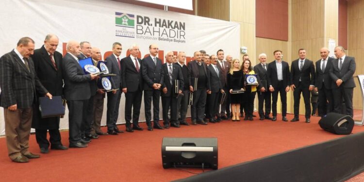 Genel Başkan Geylan; “Yıllardır Kamu Çalışanlarının Üzerinde Ağır Bir Yük Olan Gelir Vergisi Sorunu Artık Çözülmelidir.”