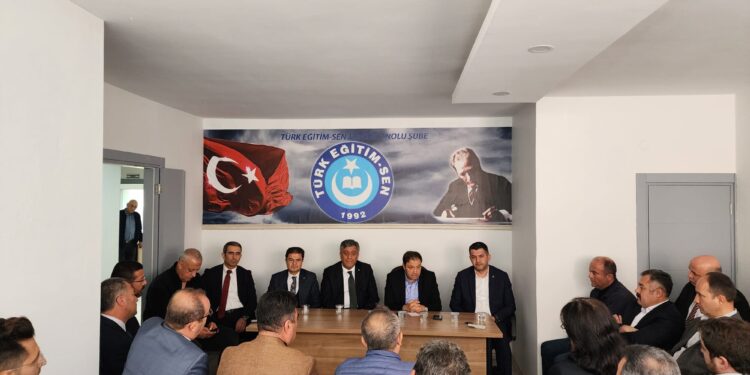 Genel Merkez Yöneticileri Mersin’de İstişarelerde Bulundu.