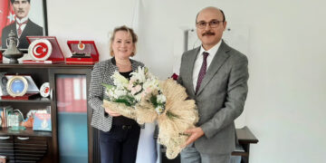 Genel Başkan Talip Geylan, Kadın Hareketi Derneği Genel Başkanı Mine Bayram’ı Ziyaret Etti.