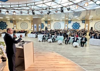 ÇALIŞANLARIMIZIN HAKLARINA İLİŞKİN HER KARAR SADECE TOPLU SÖZLEŞME MASASINDAN ÇIKMALIDIR