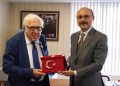 AZERBAYCAN YAZARLAR BİRLİĞİ BAŞKANI, TÜRK VE DÜNYA EDEBİYATININ YAŞAYAN BÜYÜK ÜSTADI ANAR RIZAYEV’DEN GENEL BAŞKANIMIZA ZİYARET