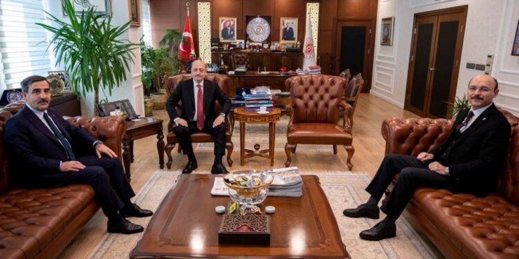 ÇALIŞMA VE SOSYAL GÜVENLİK BAKANI VEDAT BİLGİN’İ ZİYARET ETTİK