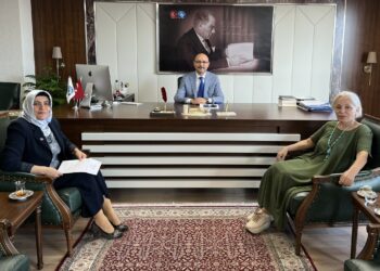 MERKEZ KADIN KOMİSYONLARINDA GÖREV DEĞİŞİMİ