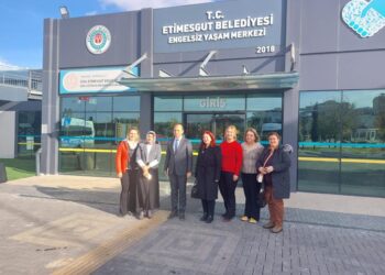 Merkez Kadın Komisyonu Genel Koordinatörlüğü, Etimesgut Belediyesi Engelsiz Yaşam Merkezi’ni Ziyaret Etti.