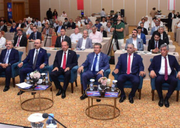 KIBRIS BARIŞ HAREKÂTI’NIN 50. YILINDA ANLAMLI KONFERANS