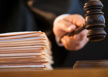 DOĞUM YAPAN ÖĞRETMENİN YARI ZAMANLI ÇALIŞMASINA İLİŞKİN EMSAL KARAR