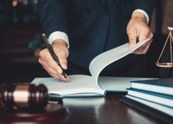 8 YILA 1 KADEME İLE İLGİLİ OLUMLU KARARLAR