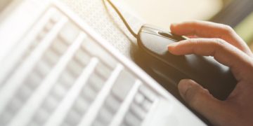 E-SINAV SALONLARINDA GÖREV ALACAK PERSONEL SAYISI ARTIRILSIN!