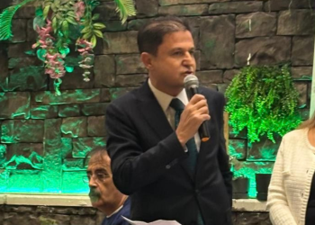 ÖĞRETMENLERİMİZE EK DERS ZAMMI ŞART!